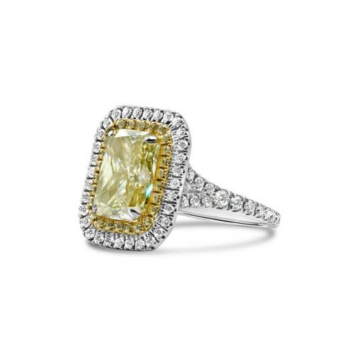 The Joelle Ring - 3.55ct Moissanite