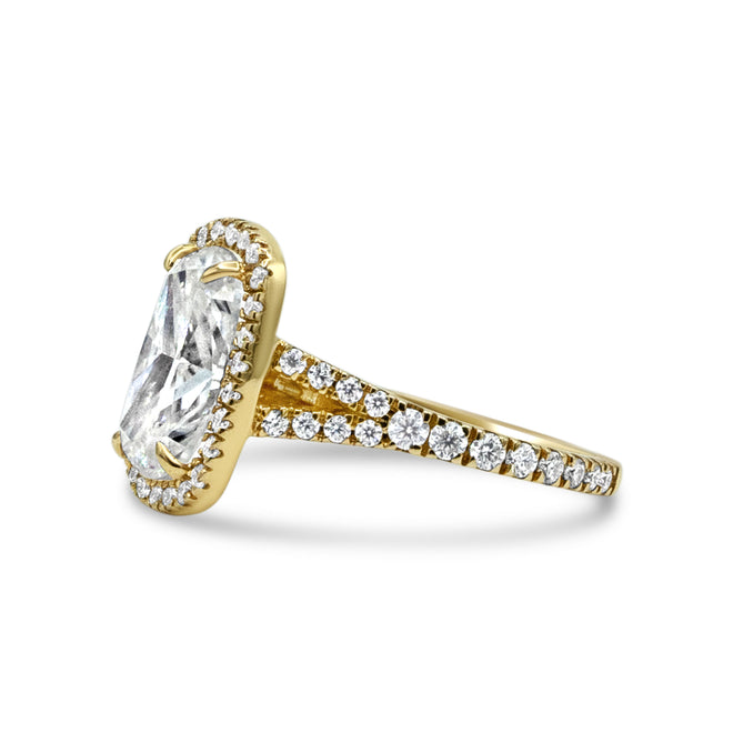 The Miley Ring - 5ct Moissanite