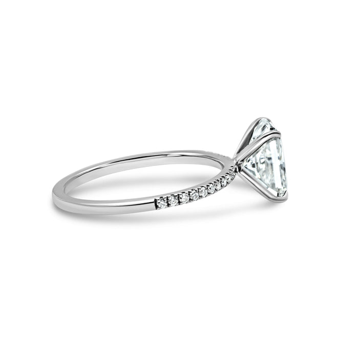 The Alycia Ring - 2ct Moissanite